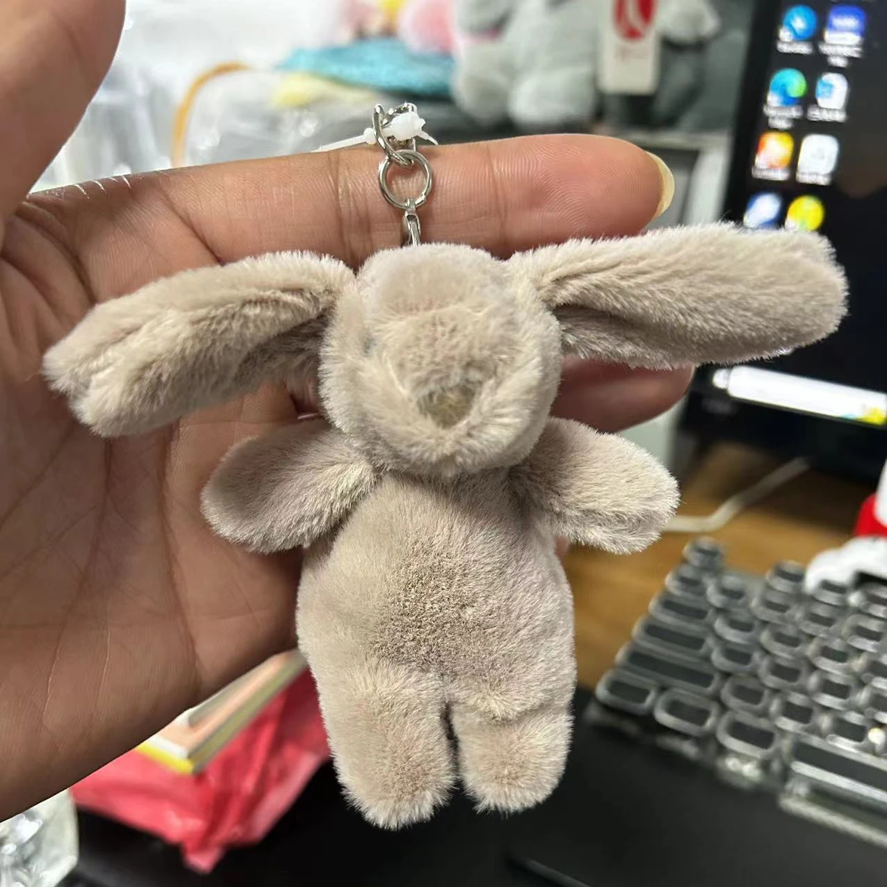 ตุ๊กตากระต่ายการ์ตูนน่ารัก พวง - Phone Accessories Cute บทวิจารณ์และราคา